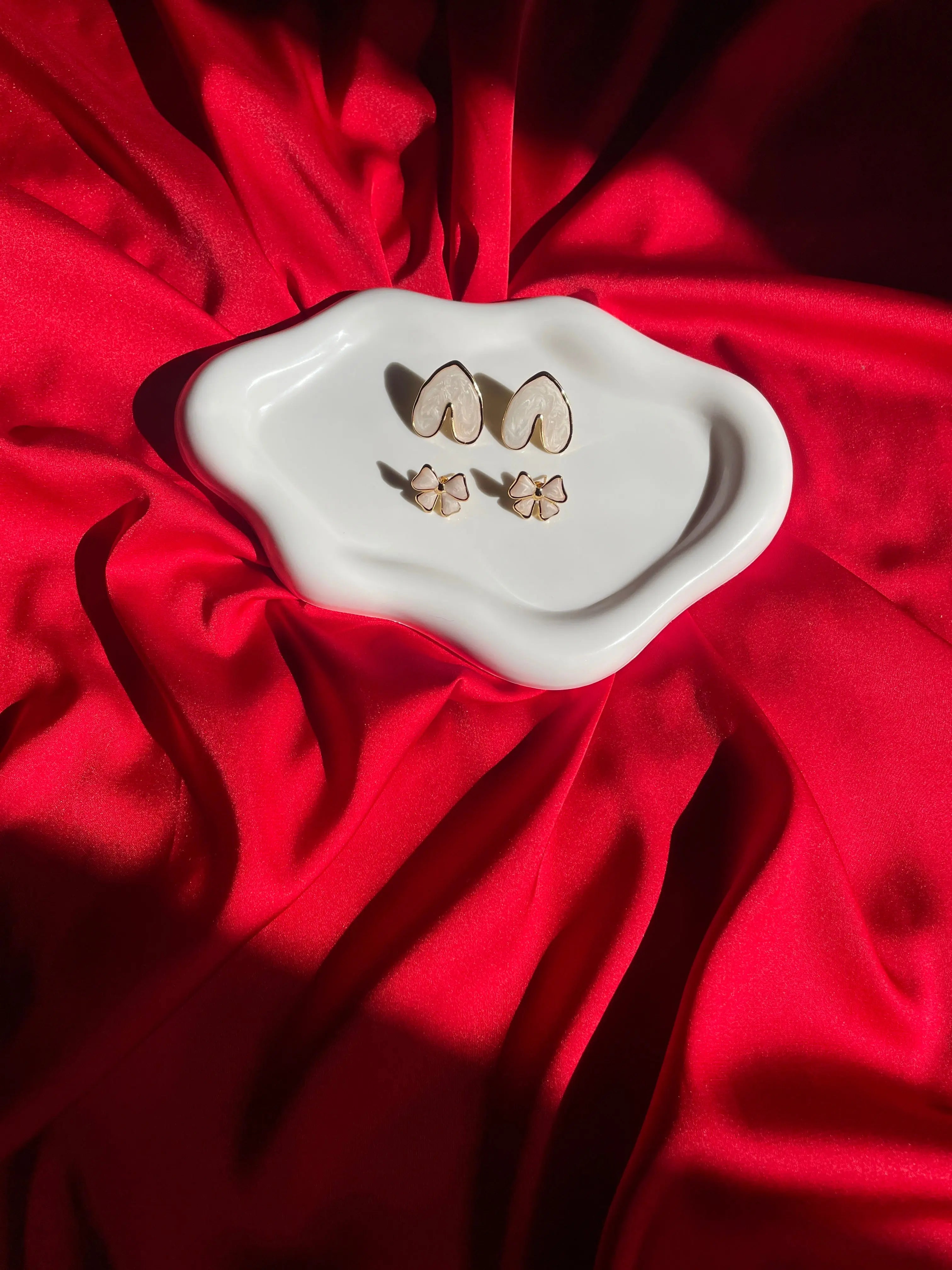 Boucles d’oreilles dorées – Collection élégante ByHiba Jewelry ByHiba jewelry