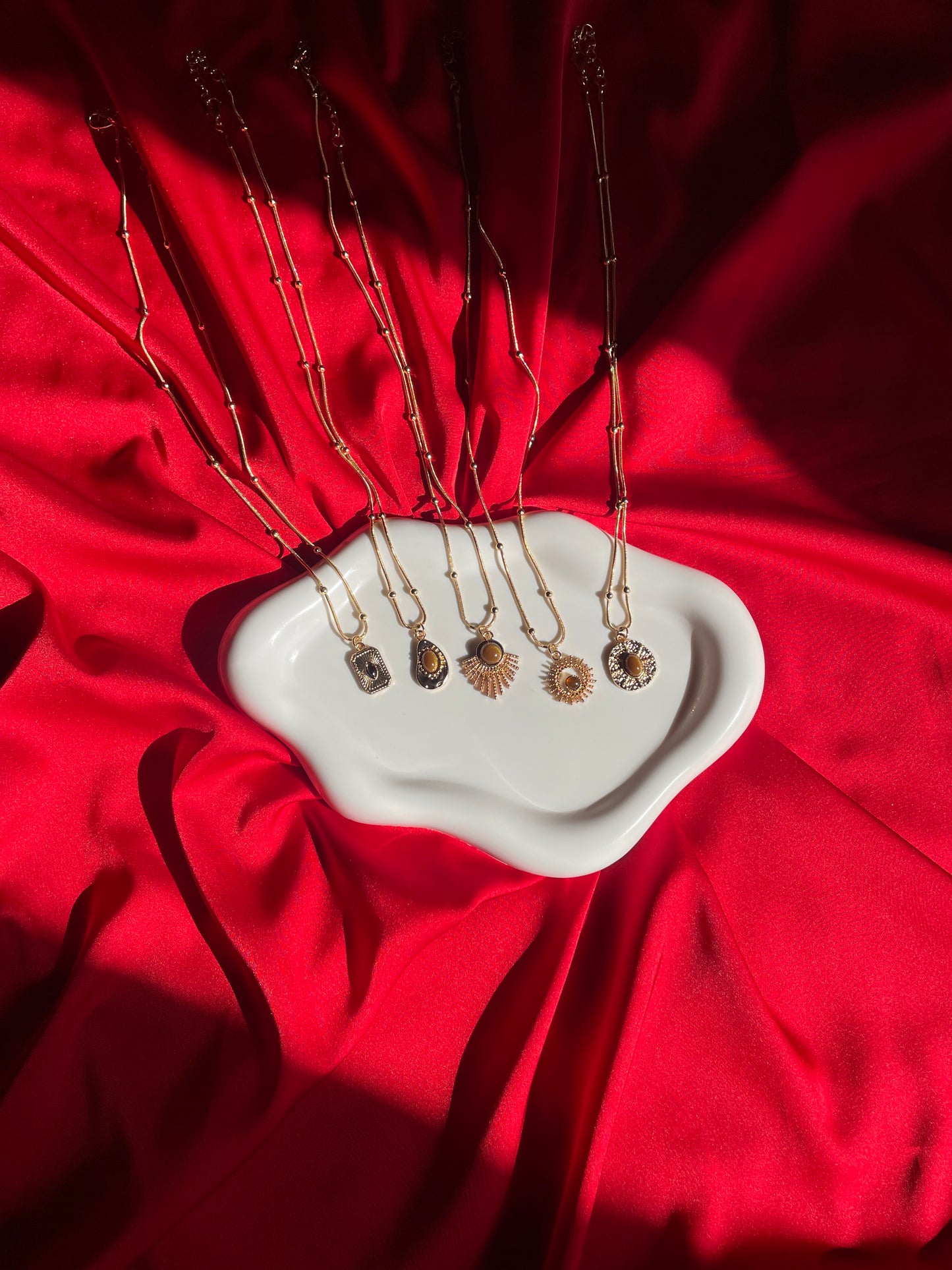 Colliers dorés femme – ByHiba Jewelry ByHiba jewelry