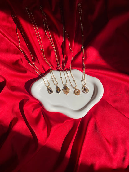 Colliers dorés femme – ByHiba Jewelry ByHiba jewelry