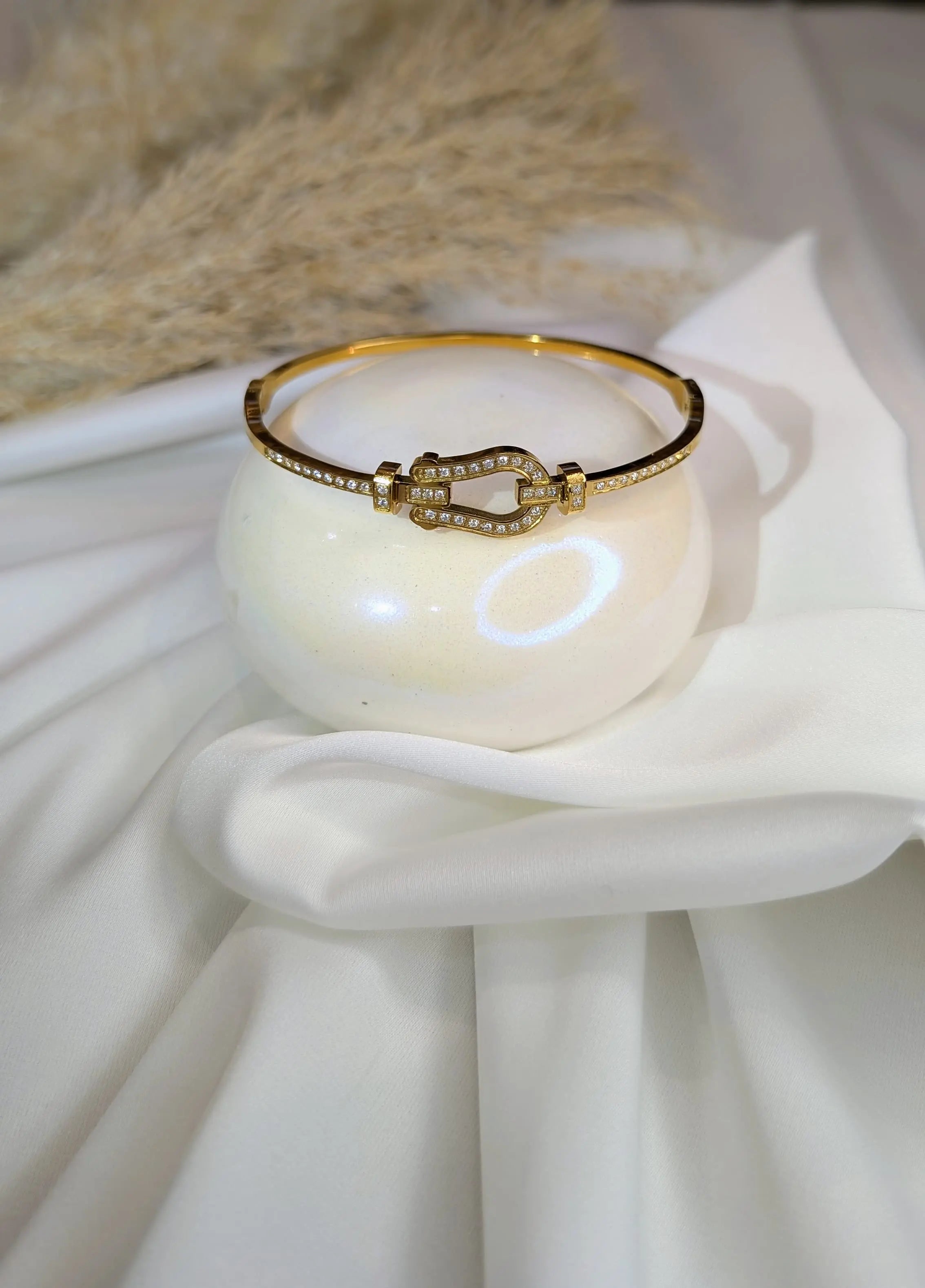 Bracelet doré Fred _ l’élégance intemporelle à votre poignet ByHiba jewelry